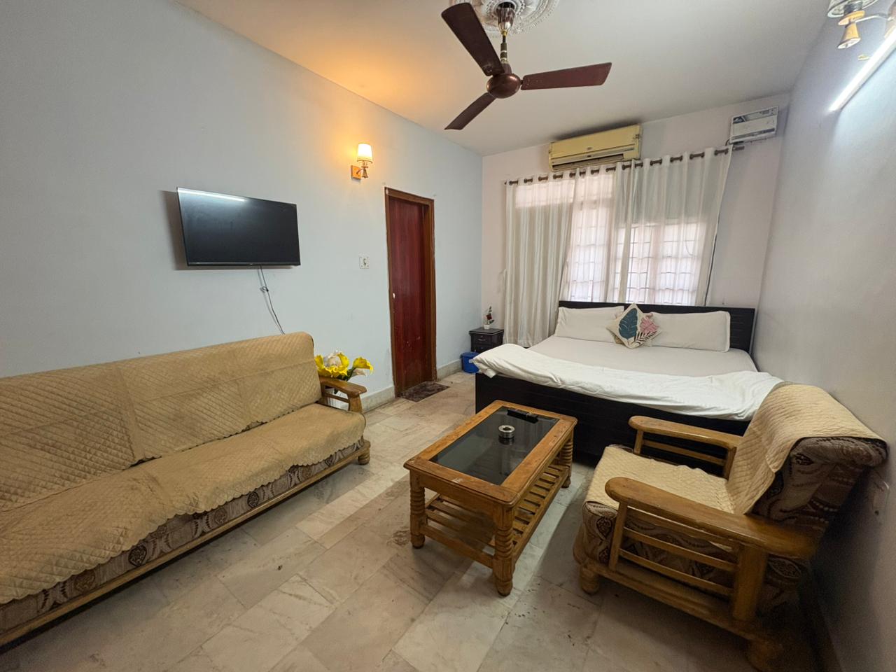 Luxury Guest House in buddha colony patna